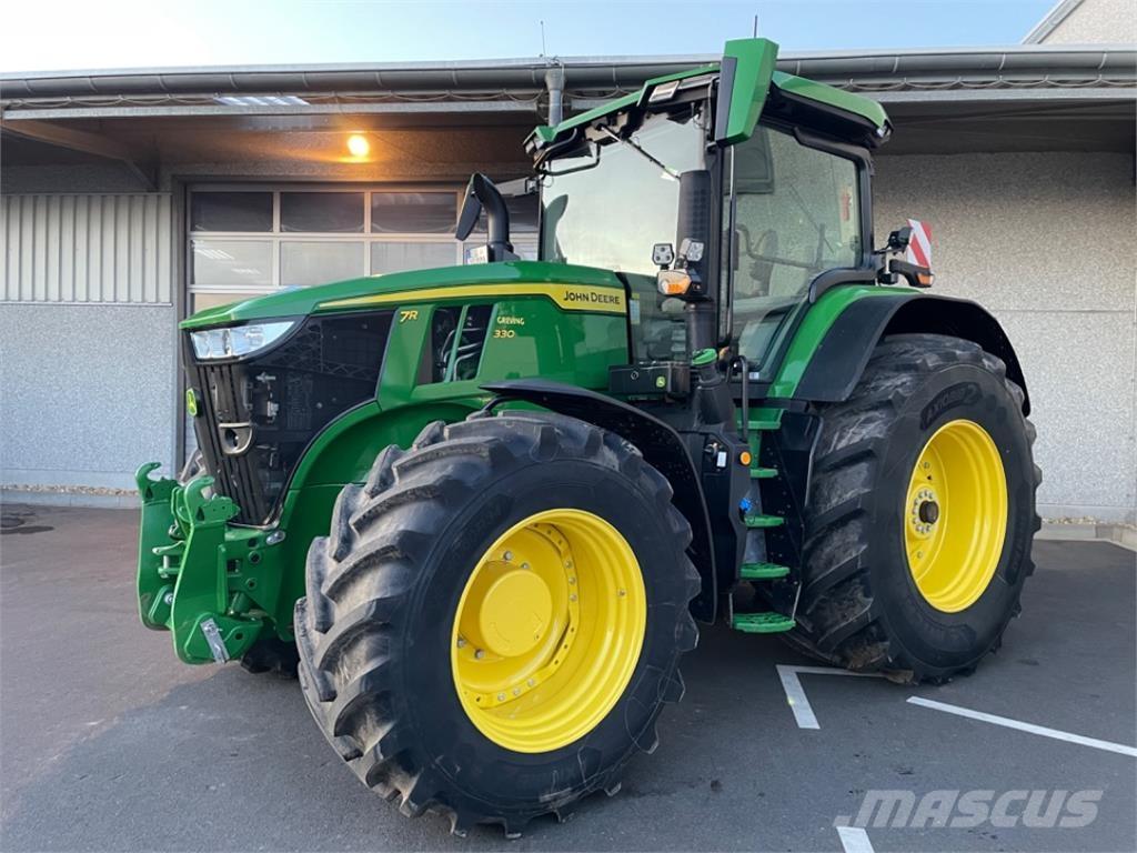 John Deere 7R330 Traktoren
