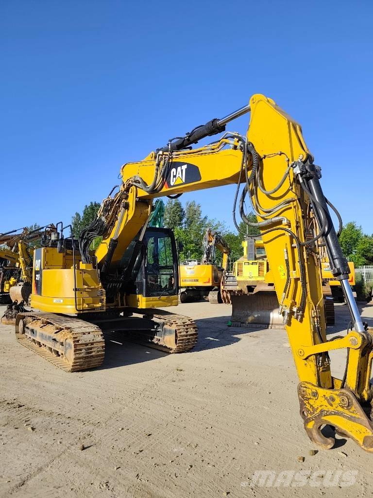 CAT 325 FL CR Raupenbagger