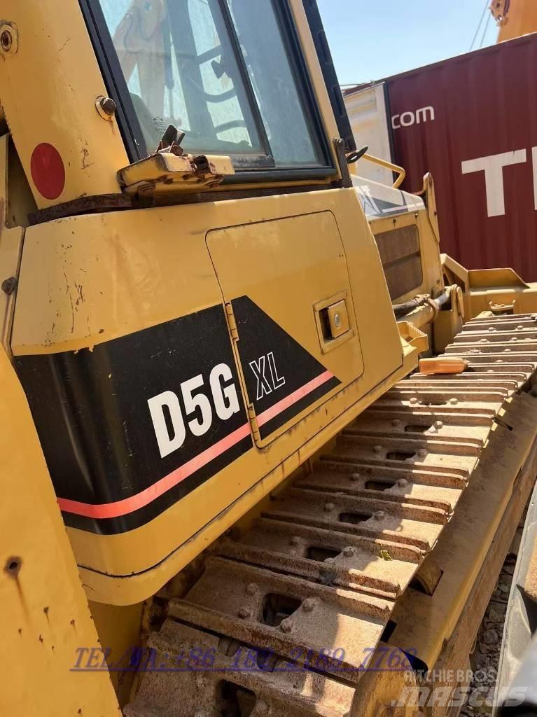 CAT D5G Bulldozer