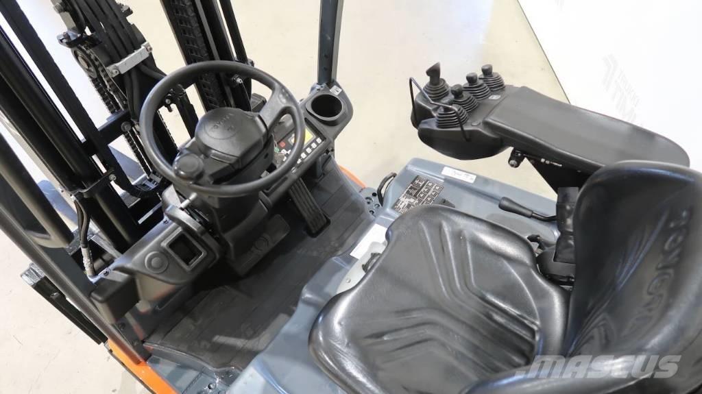 Toyota 8FBE16T Elektrostapler