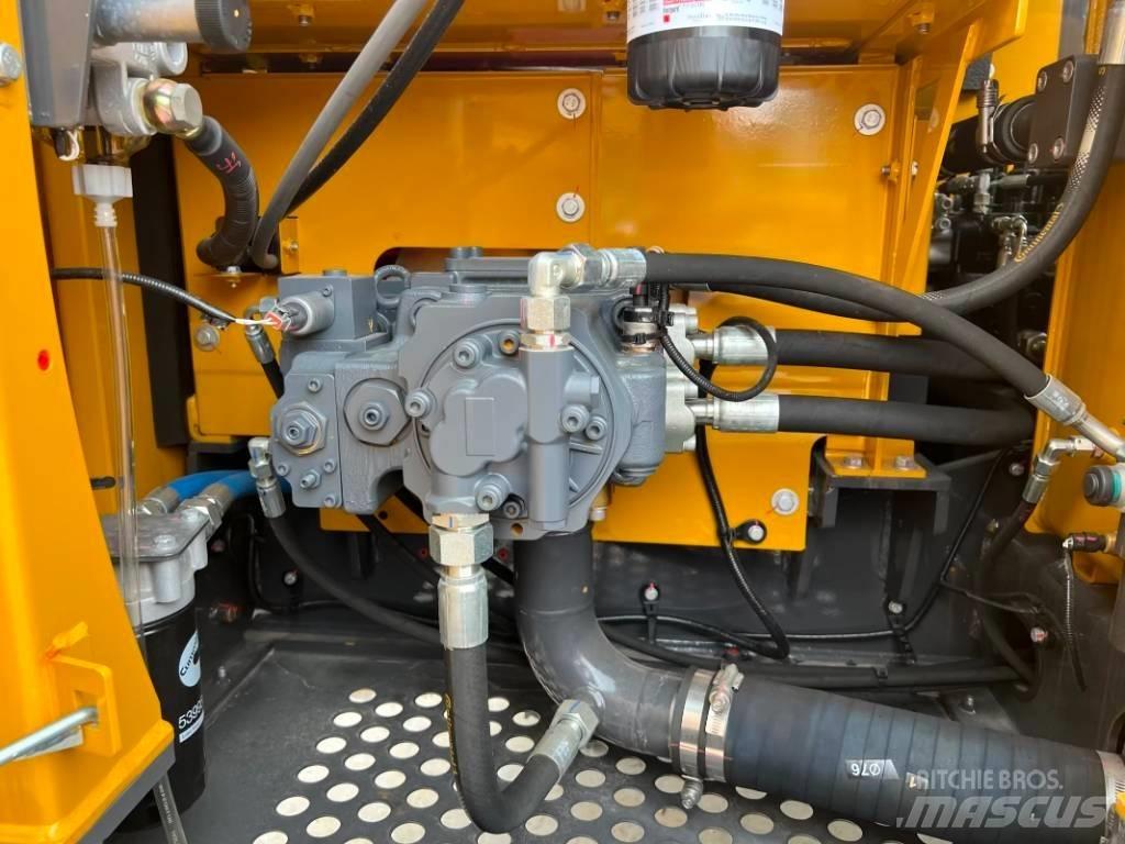 XCMG XE135GA Raupenbagger