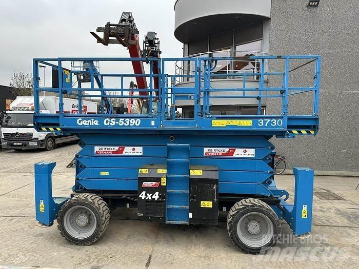 Genie GS5390 RT Gelenkteleskoparbeitsbühnen