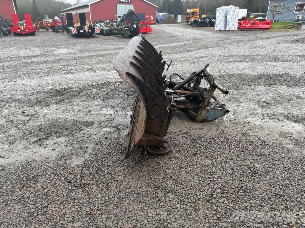 Svedala Snöblad Schneeschilde und -pflüge