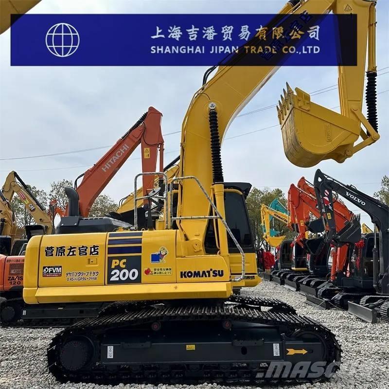 Komatsu PC 220-8 Raupenbagger