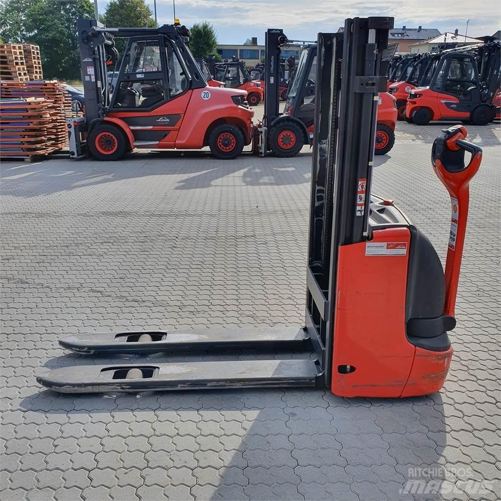Linde L12 Deichselstapler