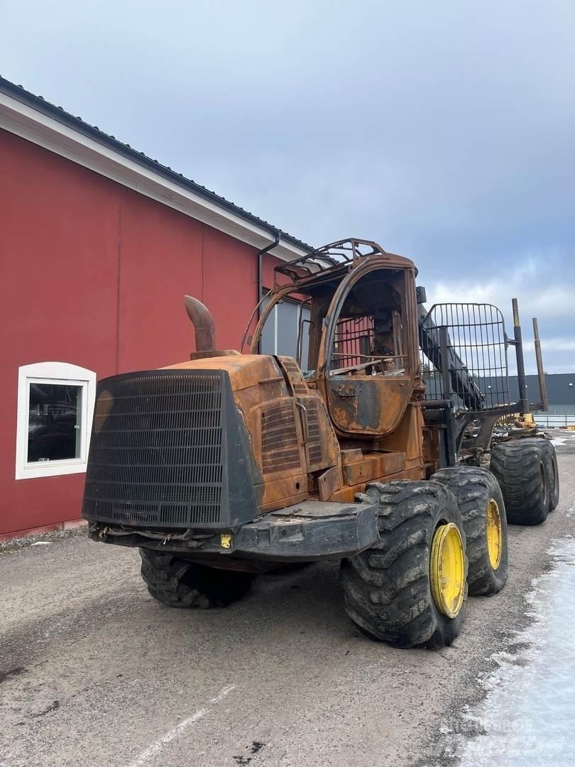 John Deere 1110E Forwarder