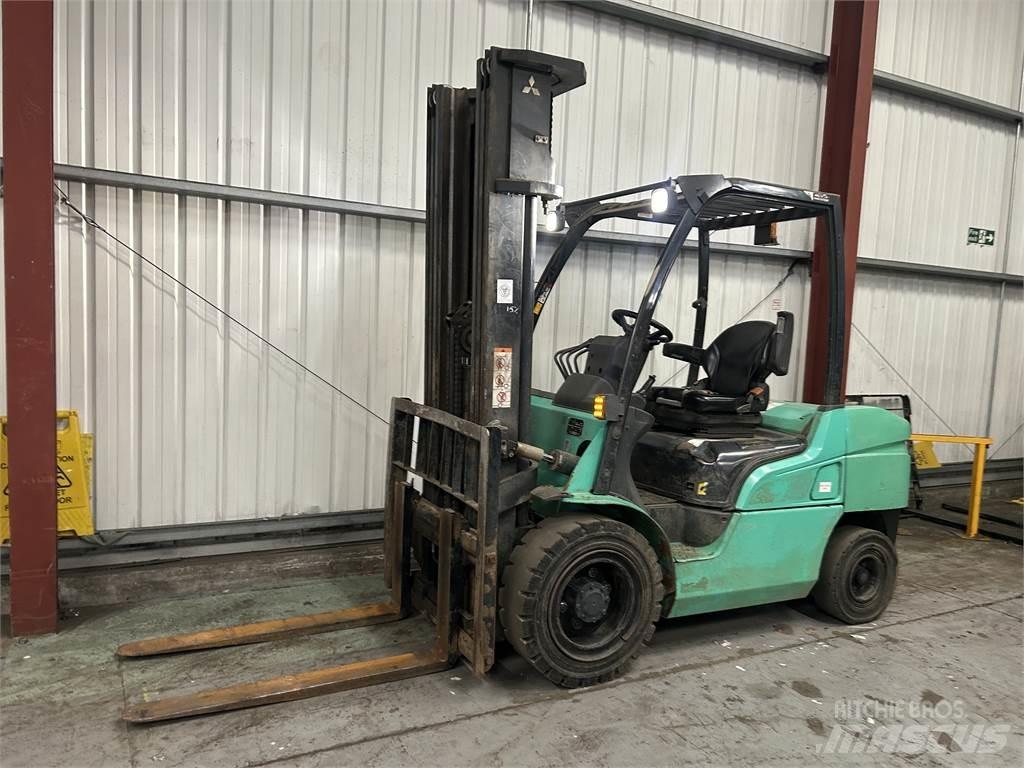 Mitsubishi FD35NT Dieselstapler