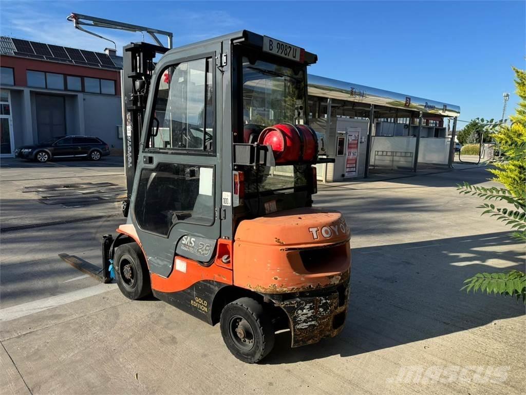Toyota 7FGF25 Gasstapler