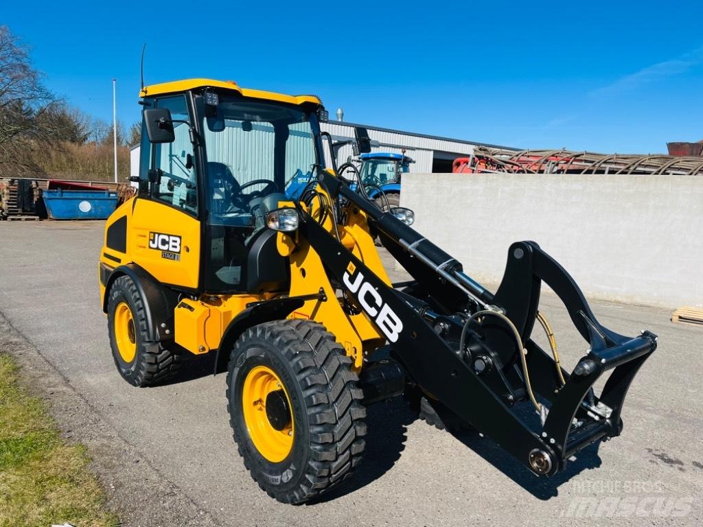 JCB 407 Multifunktionslader
