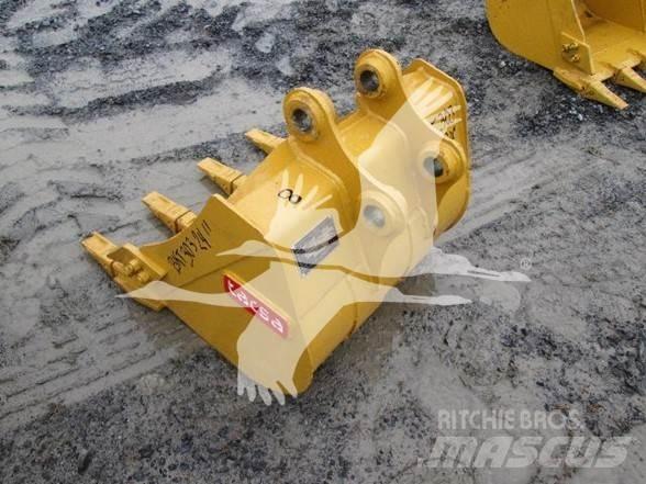 Teran CAT 303 Schaufeln