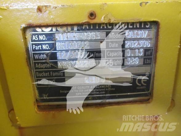 Teran CAT 307 Schaufeln
