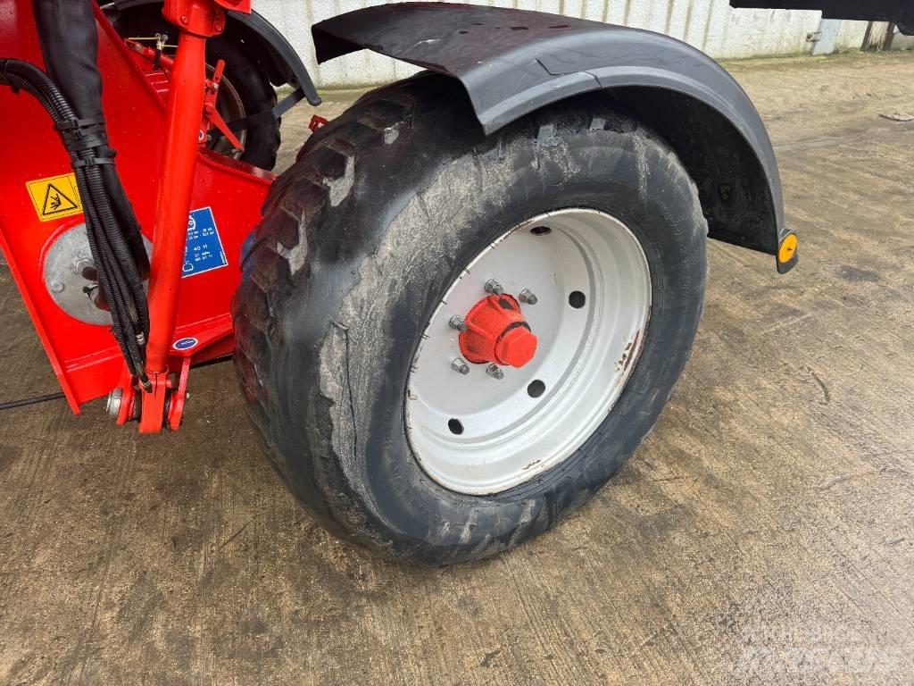 Kuhn Merge Maxx 950 Schwader