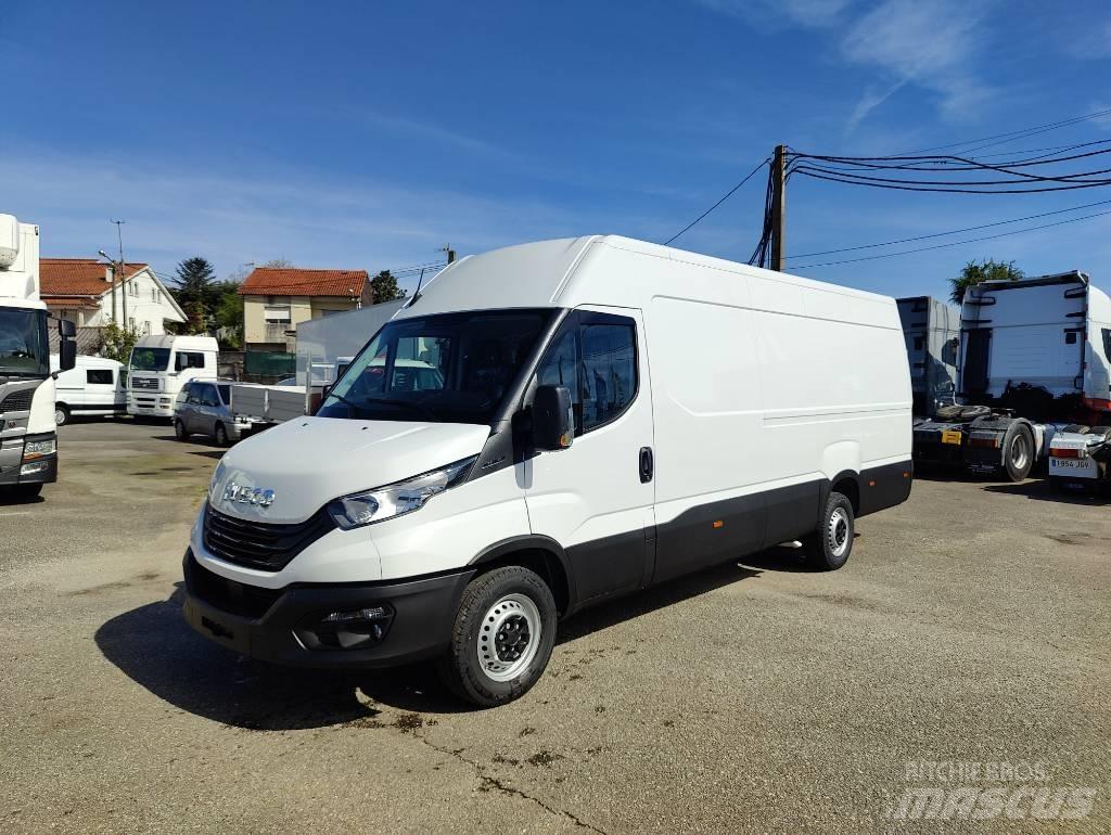 Iveco DAILY 35S16 Lieferwagen
