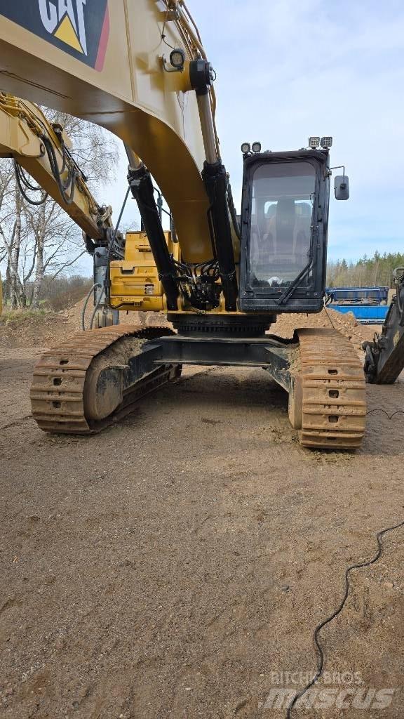 CAT 352 F Raupenbagger