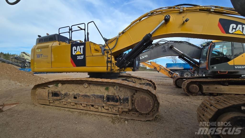 CAT 352 F Raupenbagger