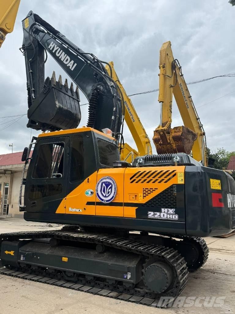 Hyundai HX220HD Raupenbagger