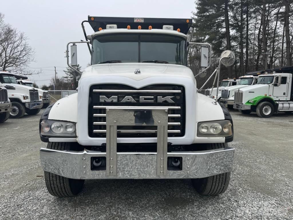 Mack CTP 713 Kipper