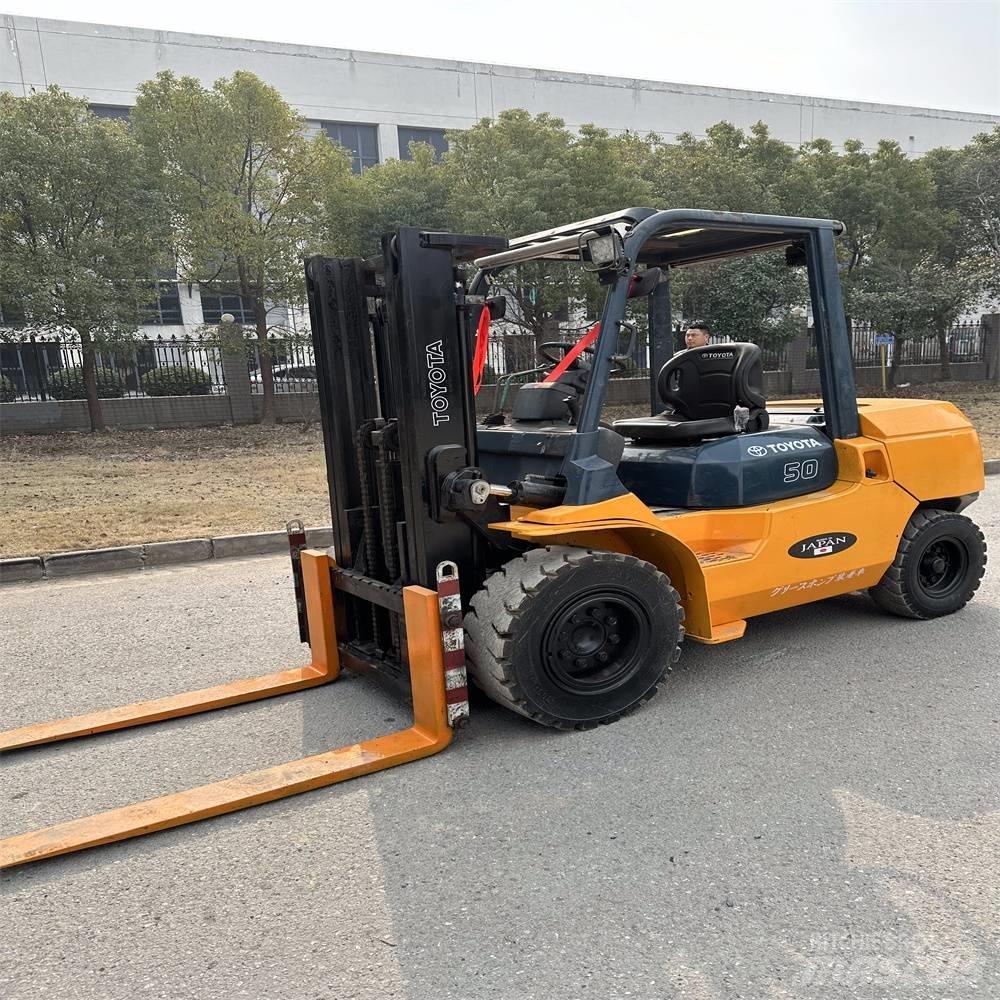 Toyota 02-7FDA50 Dieselstapler