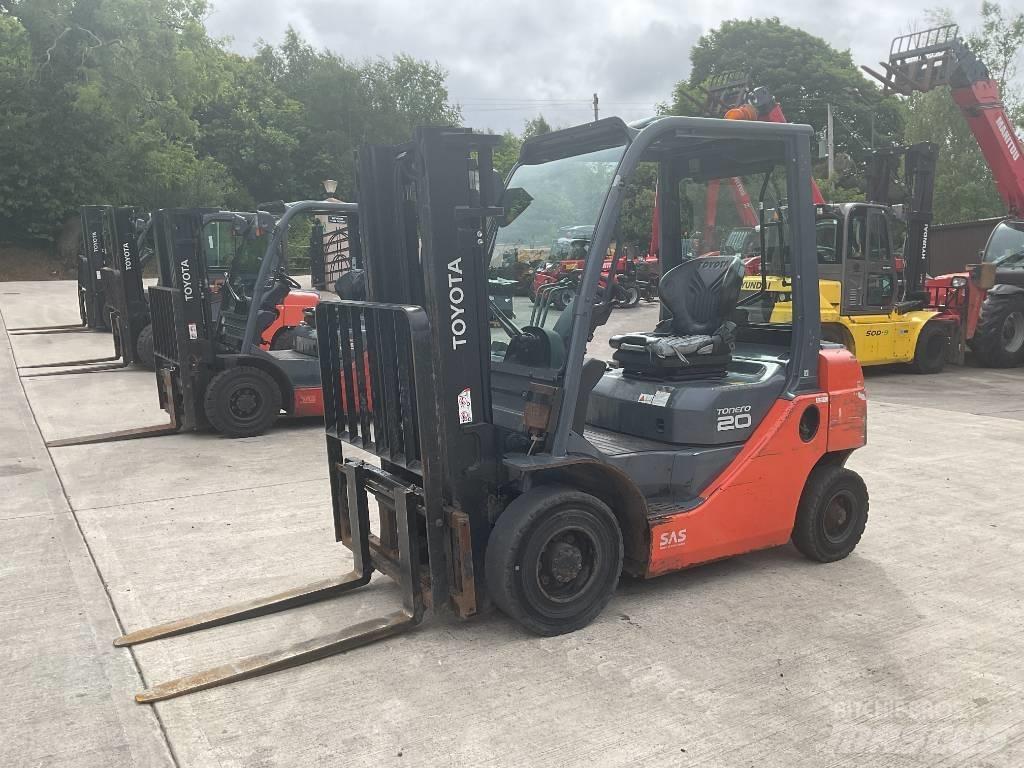 Toyota 02-8 FDF 20 Dieselstapler