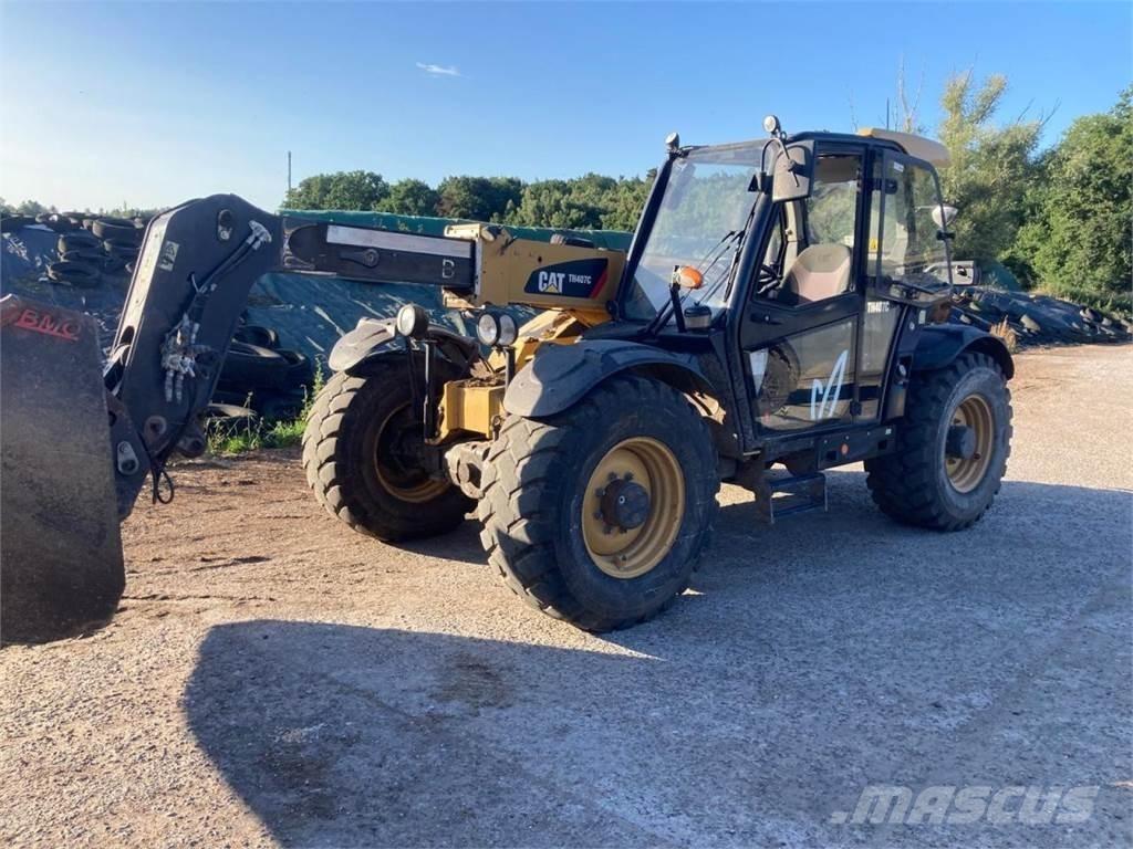 CAT TH 4070 Teleskoplader für Landwirtschaft