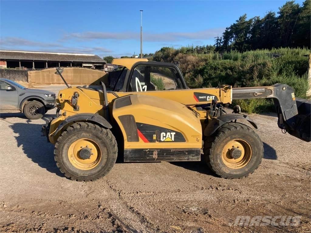 CAT TH 4070 Teleskoplader für Landwirtschaft