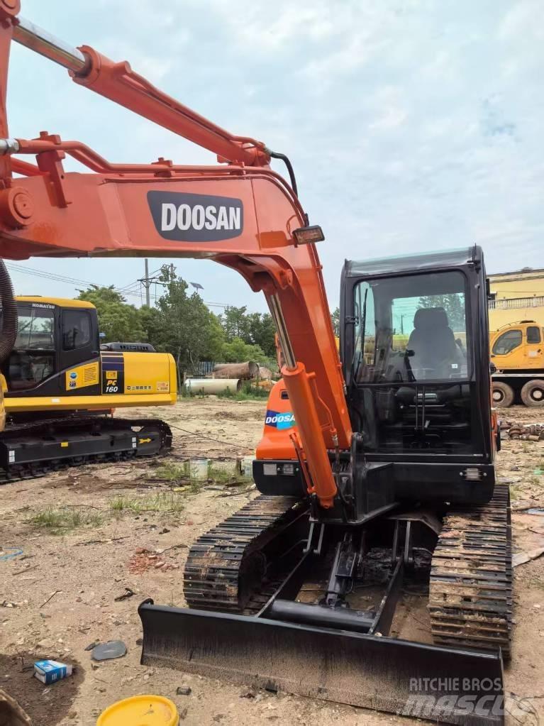 Doosan DX 60 Raupenbagger