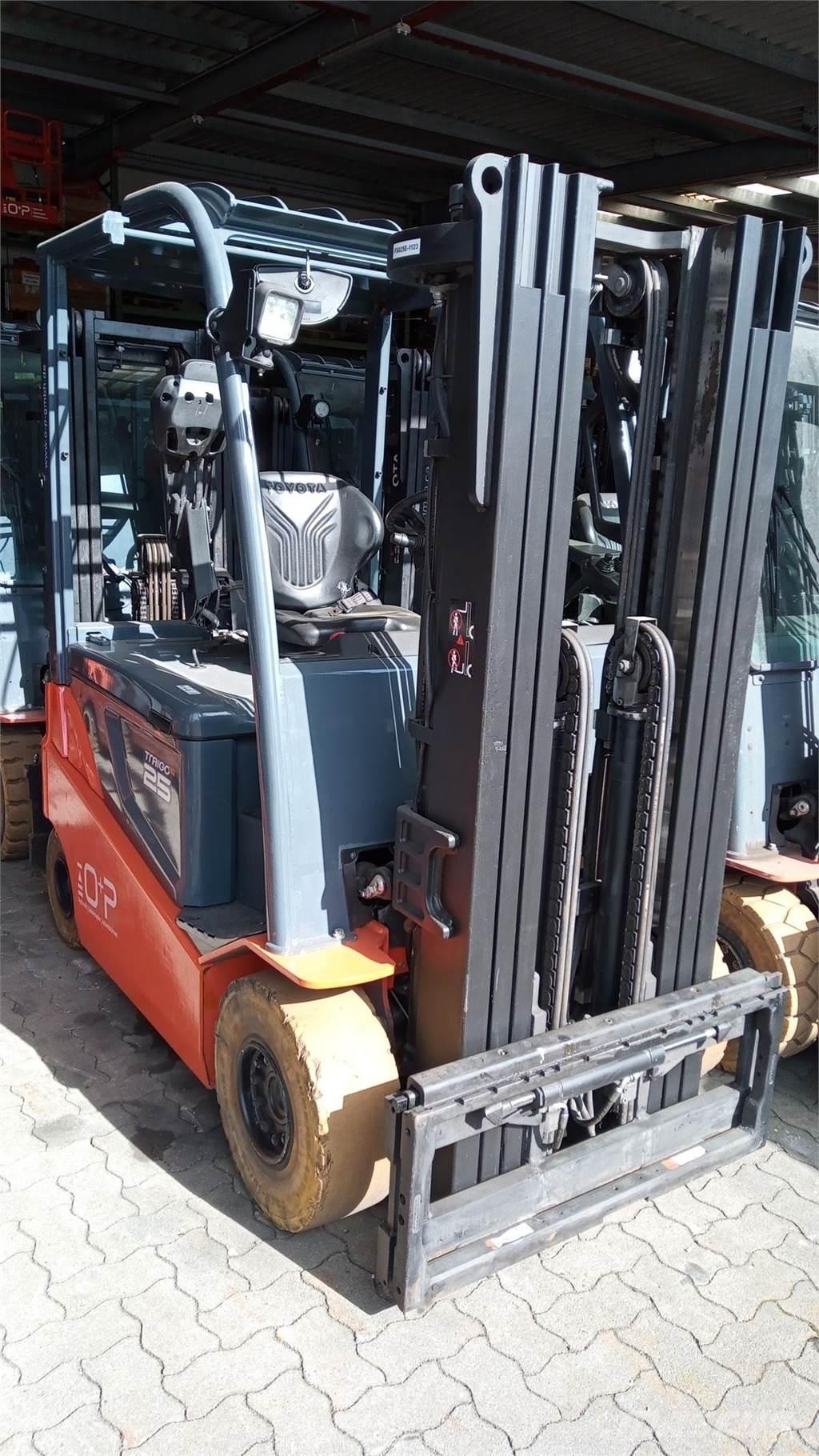 Toyota 8FBMKT25 Elektrostapler