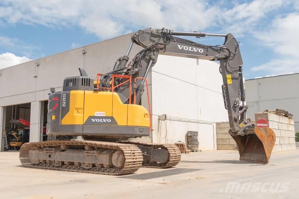 Volvo ECR 235 E Raupenbagger