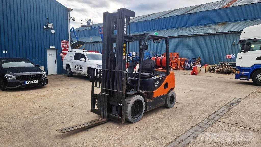 Doosan G 33 P-5 Gasstapler