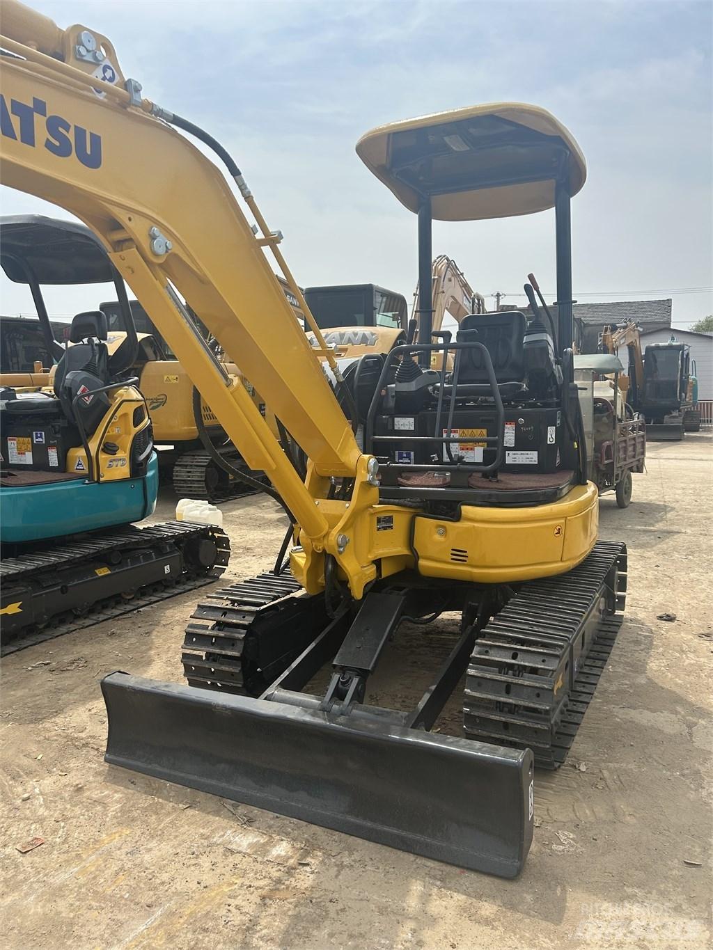 Komatsu PC30 Minibagger < 7t