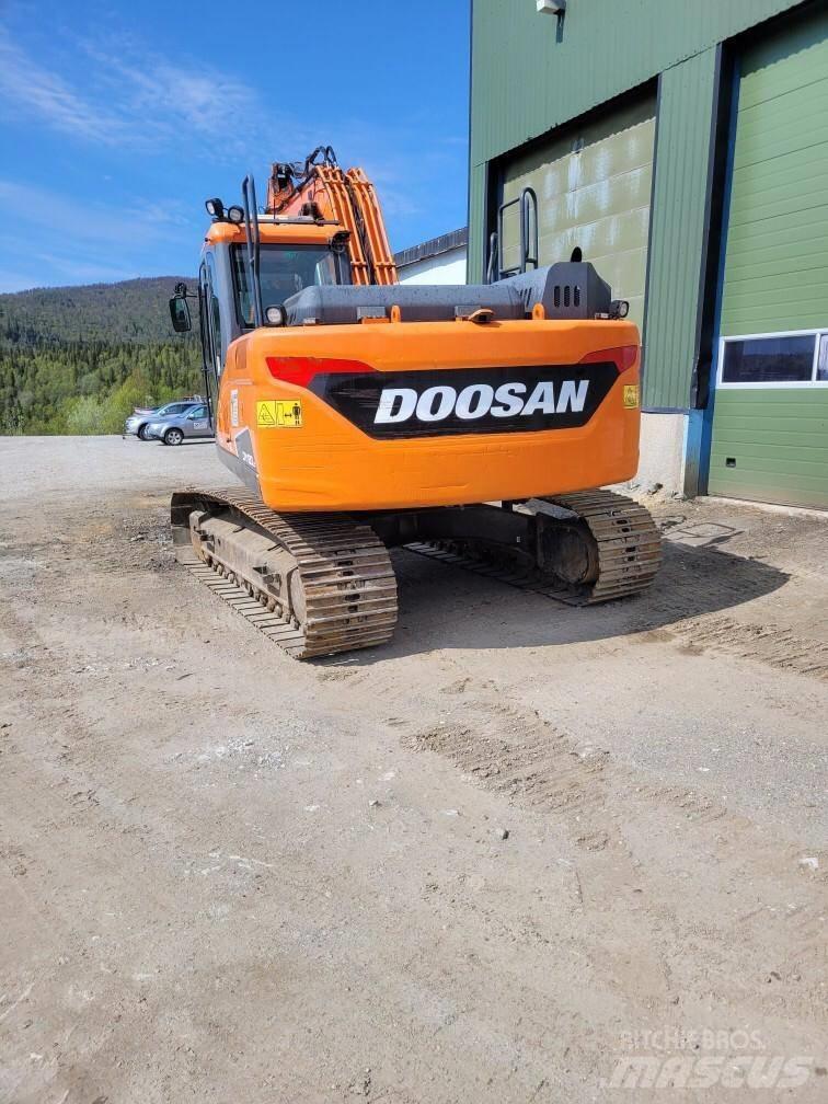 Doosan DX 180 LC Raupenbagger