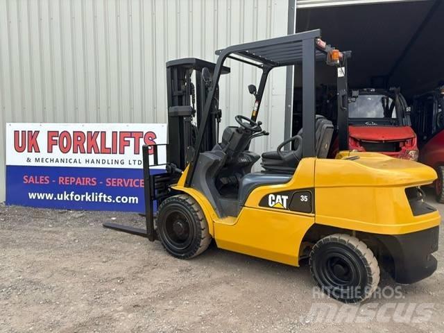 CAT DP 35 N Dieselstapler
