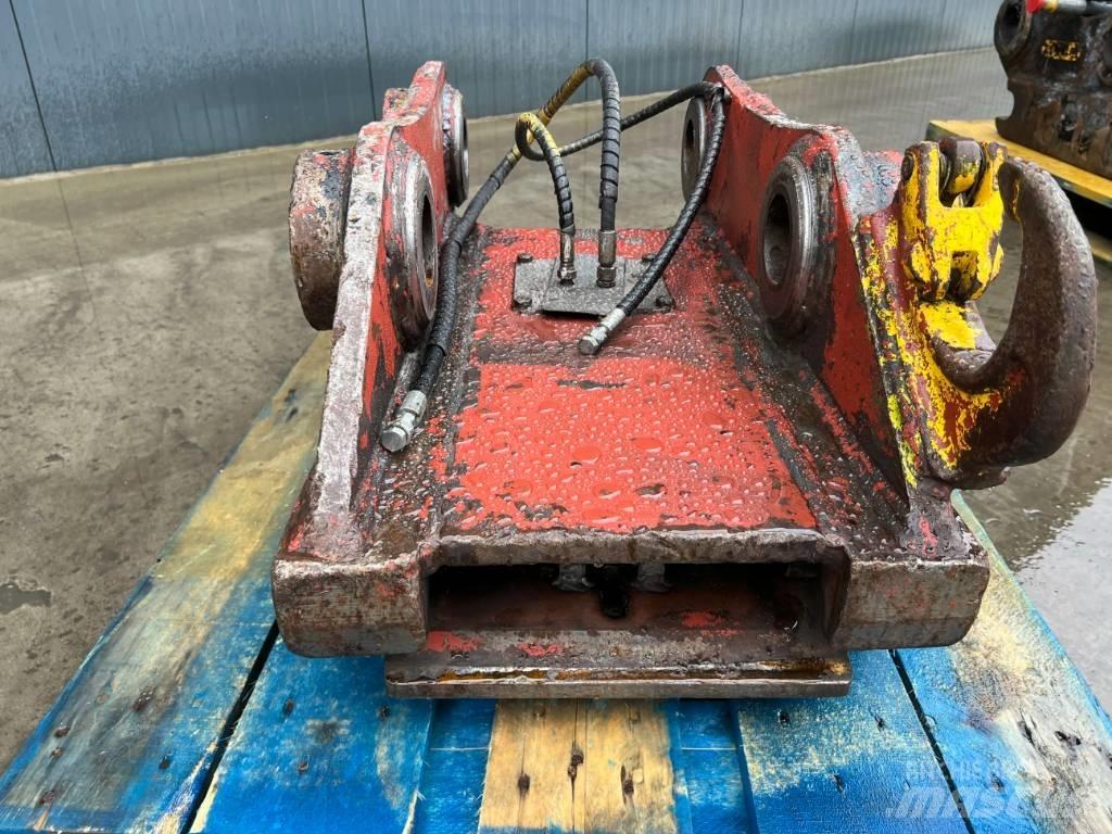 Engcon S70 - 323D Schnellwechsler