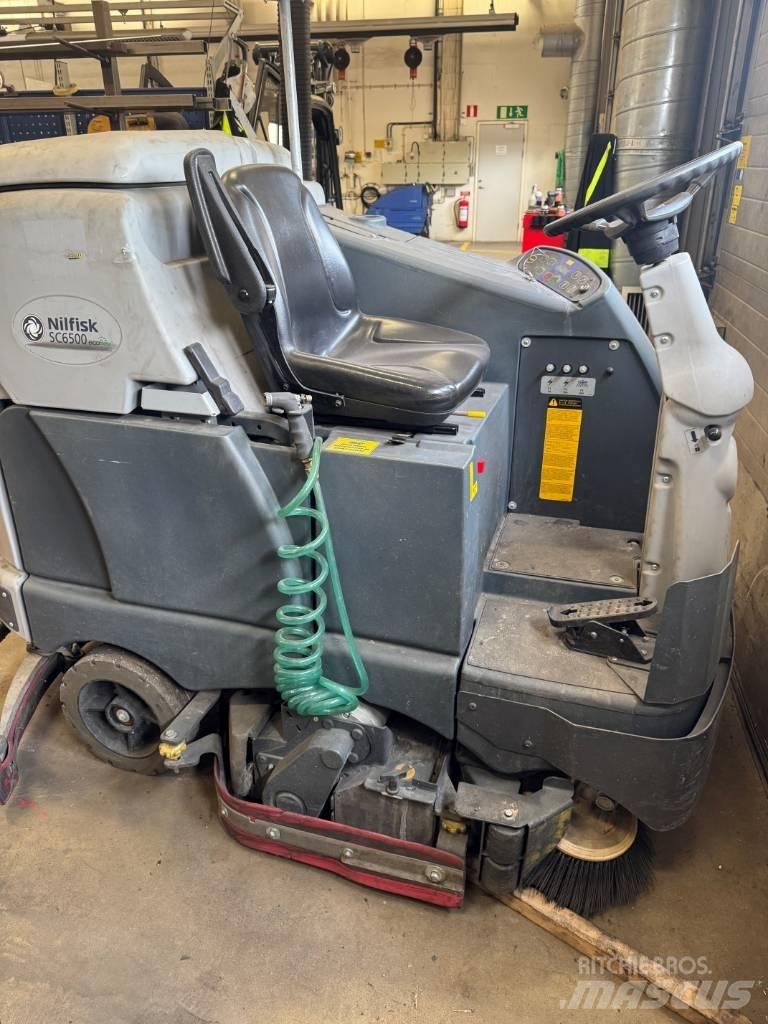 Nilfisk SC6500 Innenraumkehrmaschinen