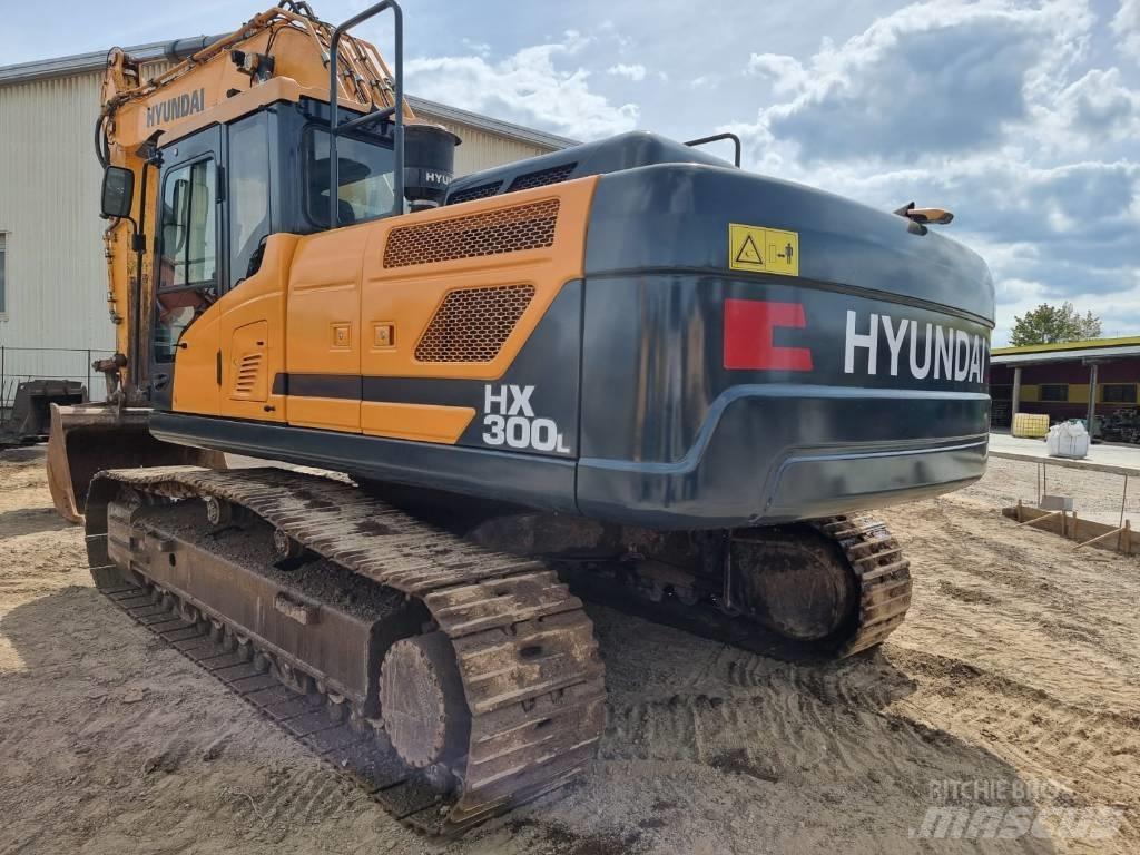 Hyundai HX 300 LC Raupenbagger