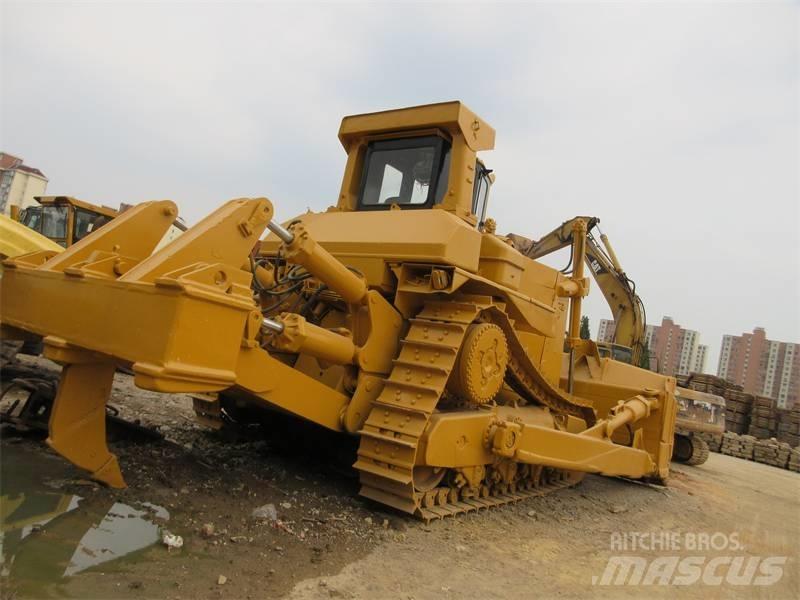 CAT D 10 Bulldozer