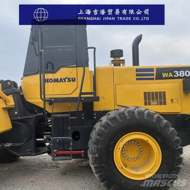 Komatsu WA 380 Radlader
