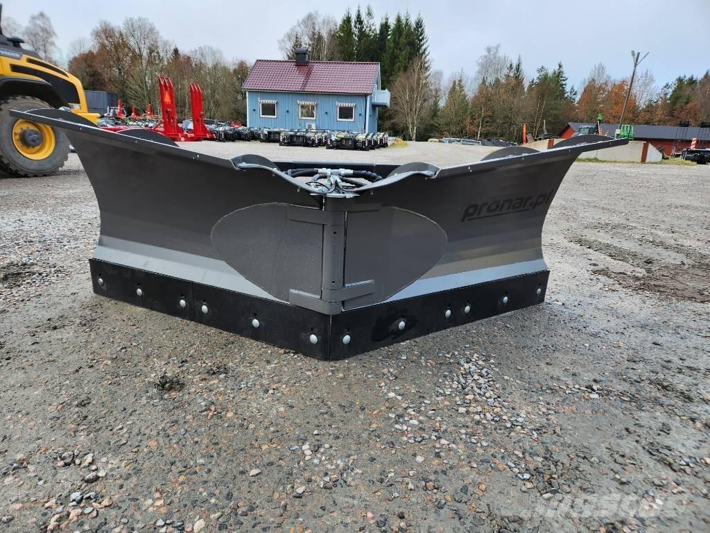 Pronar PUV 3000 M Schneeschilde und -pflüge