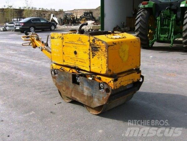 JCB VDM62 Anhängewalzen
