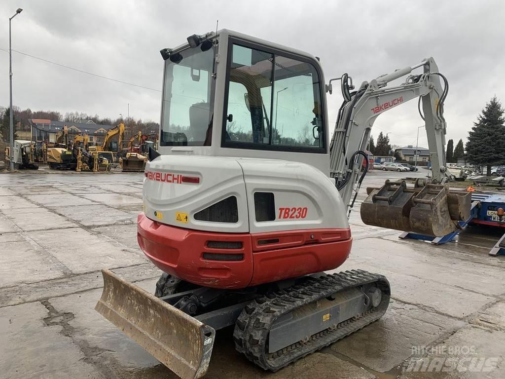 Takeuchi TB230 V3 Minibagger < 7t