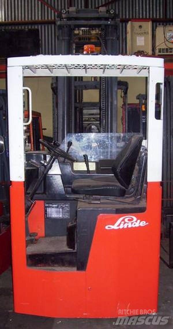 Linde FRER11/1.6TL Schubmaststapler