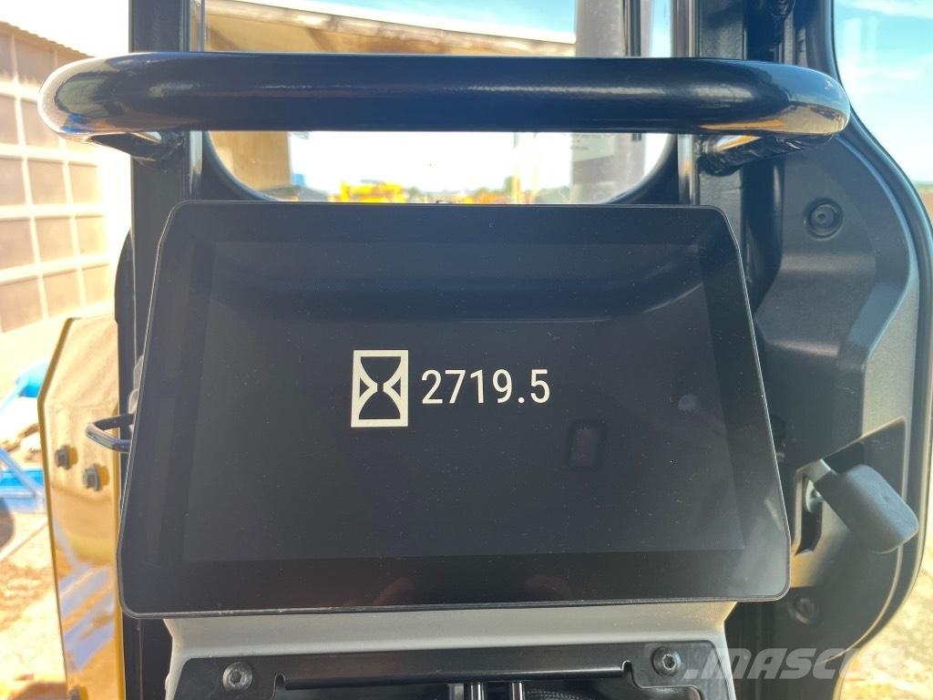CAT D5 - D5 LGP Bulldozer