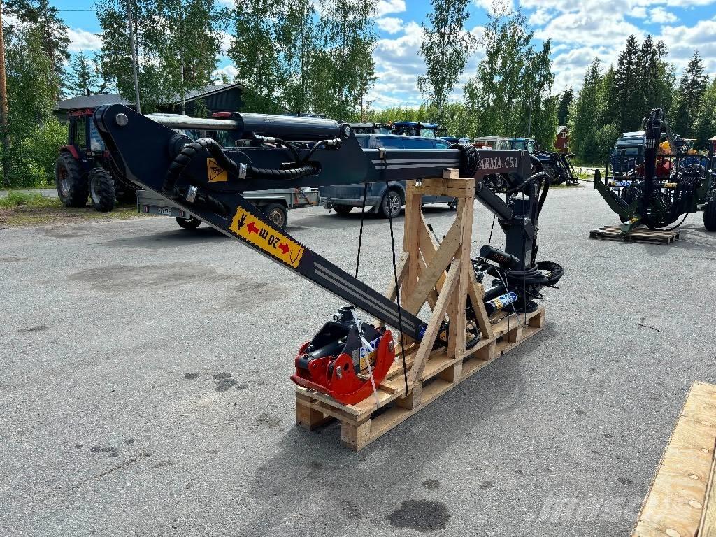 Farma C 5.1 M Krane und Lader