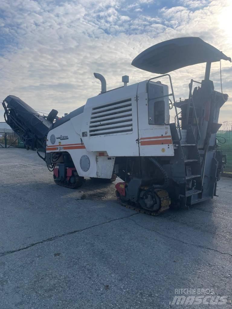 Wirtgen W 120 F Asphaltfräsen