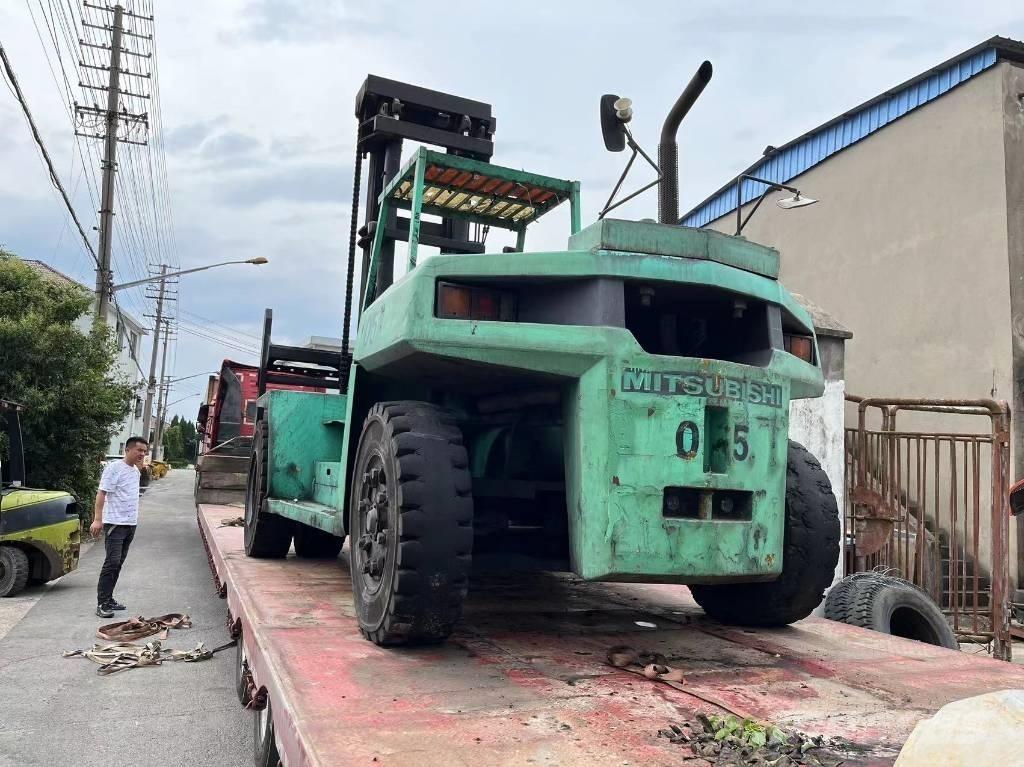 Mitsubishi FD 150 Dieselstapler