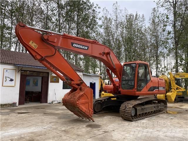 Doosan DH225LC-7 Raupenbagger