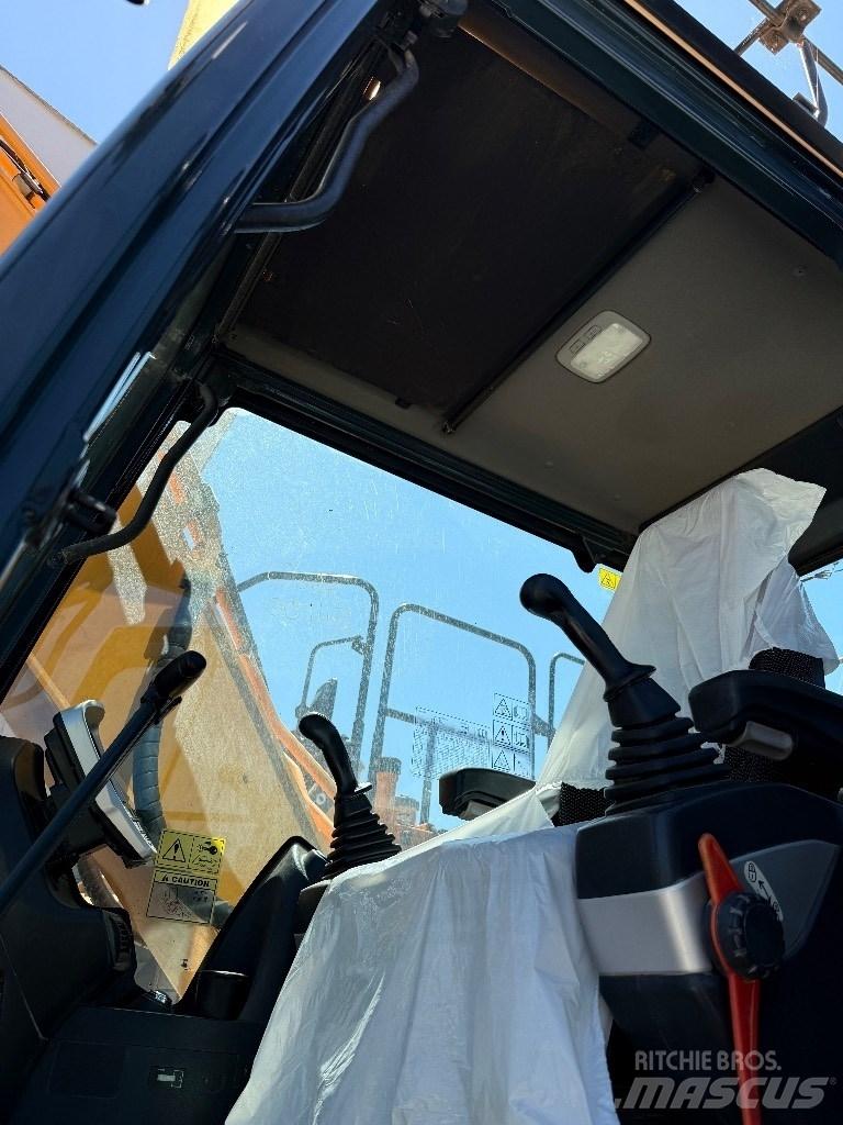 Hyundai HX 160 L Raupenbagger