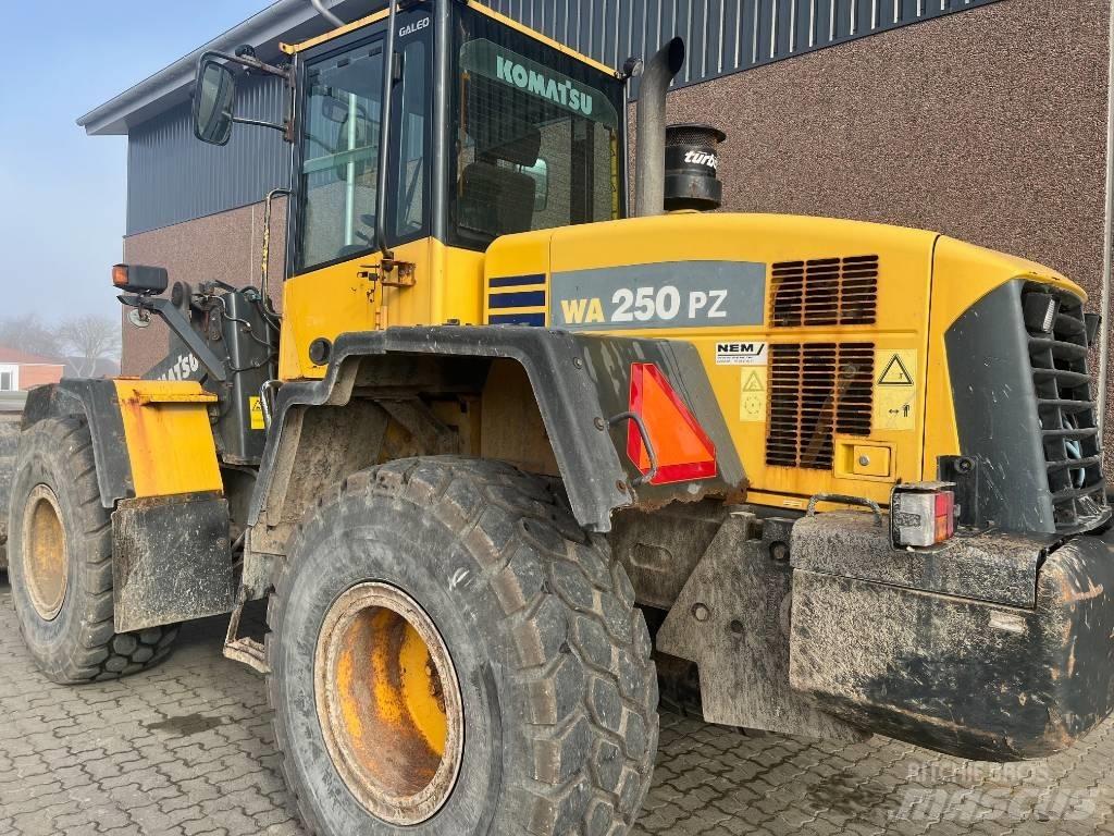Komatsu WA 250 PZ-5 Radlader