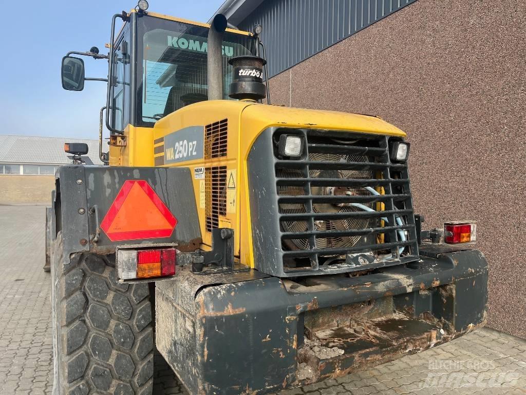 Komatsu WA 250 PZ-5 Radlader