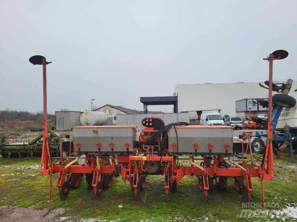 Kuhn Planter 2 Präzisionssaatmaschinen